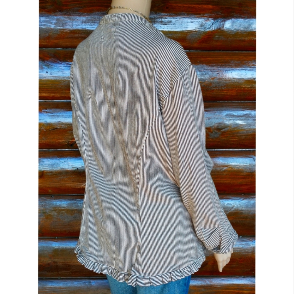 Live a Little Ruffled Striped Jacket - Picture 4 of 7